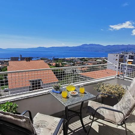 Apartment Belvedere With Seaview Рієка Екстер'єр фото